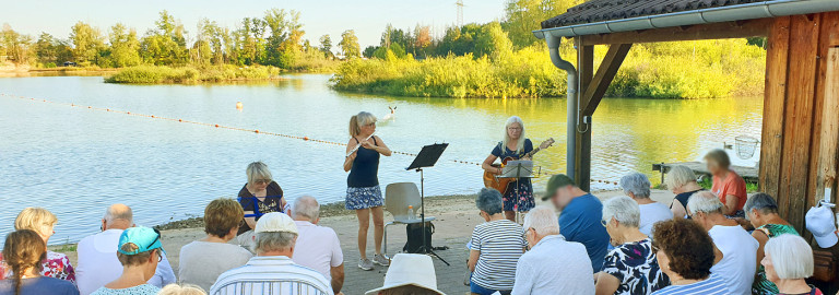 Andacht am Weißsee in Karlstein